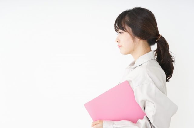 コミュ障の私には最適だった!ラインのお仕事とは?