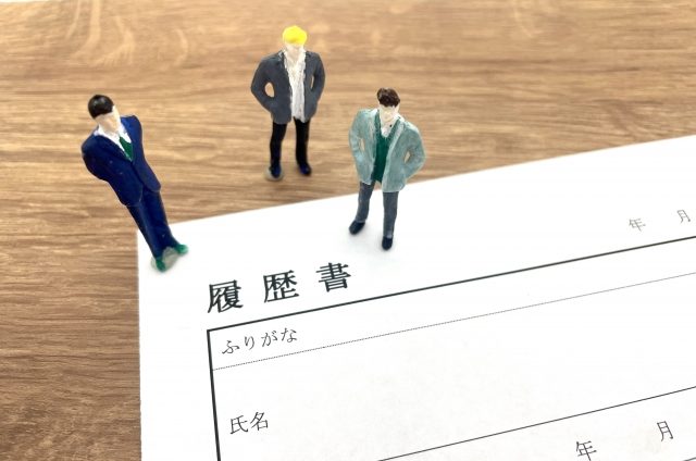 製造派遣会社に好印象!受かりやすい履歴書の書き方とは?