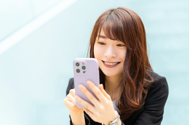 製造派遣に応募する場合、電話と採用サイトからのどちらがいいですか?